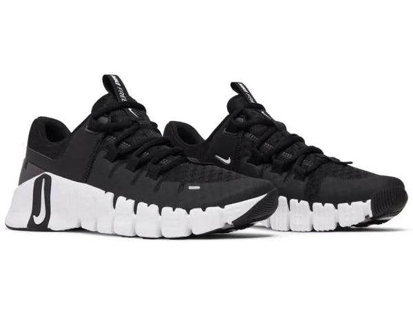 Nike Free Metcon 5 'Black White' (2023)