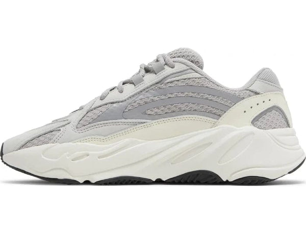 Adidas static best sale yeezy 700