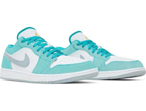 Nike Air Jordan 1 Low 'Emerald Green' - Untied AU