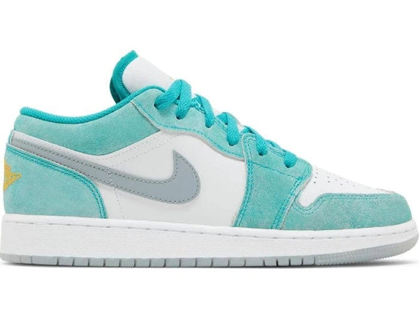 Nike Air Jordan 1 Low SE 'New Emerald' Women's (GS) - Untied AU