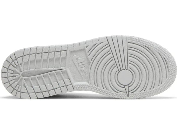 Nike Air Jordan 1 Retro High OG 'Stage Haze' Women's (GS) - Untied AU