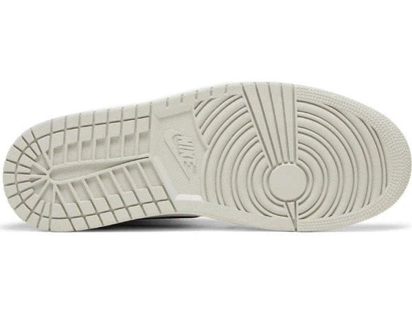 Nike Air Jordan 1 Retro High OG 'White Cement' - Untied AU