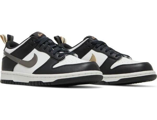 Nike Dunk Low 'Panda Metallic' Women's (GS) - Untied AU