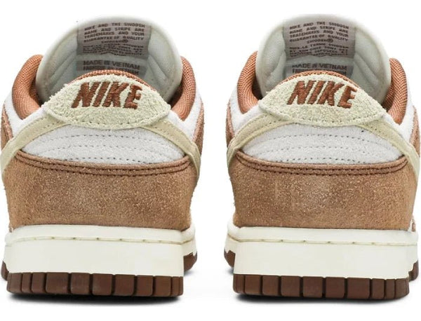 Nike Dunk Low Premium 'Medium Curry' - Untied AU