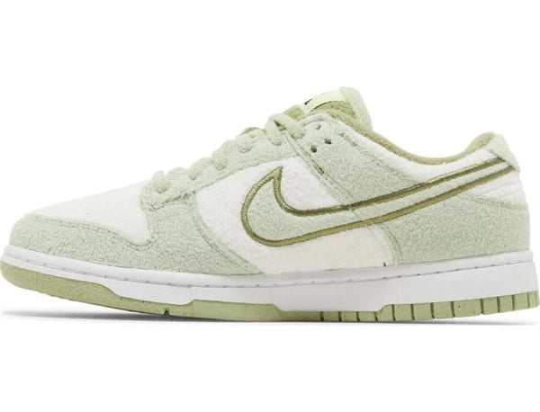 Nike Dunk Low SE 'Honeydew Fleece' Women's - Untied AU