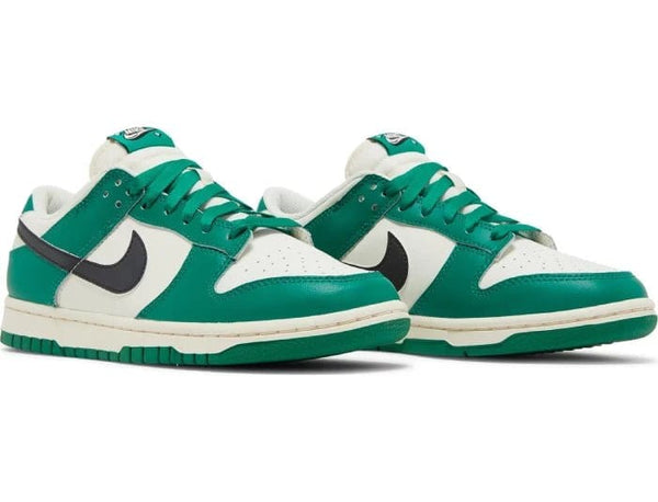 Nike Dunk Low SE 'Lottery Malachite' - Untied AU