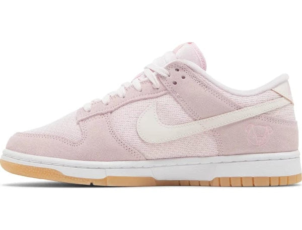 Nike Dunk Low 'Teddy Bear' Women's - Untied AU
